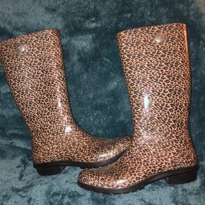 Ugg Rain boots 👢 FINAL MARKDOWN!!